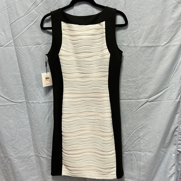 Calvin Klein black and white bodycon dress, size 10, new with tags, never worn - Picture 5 of 5